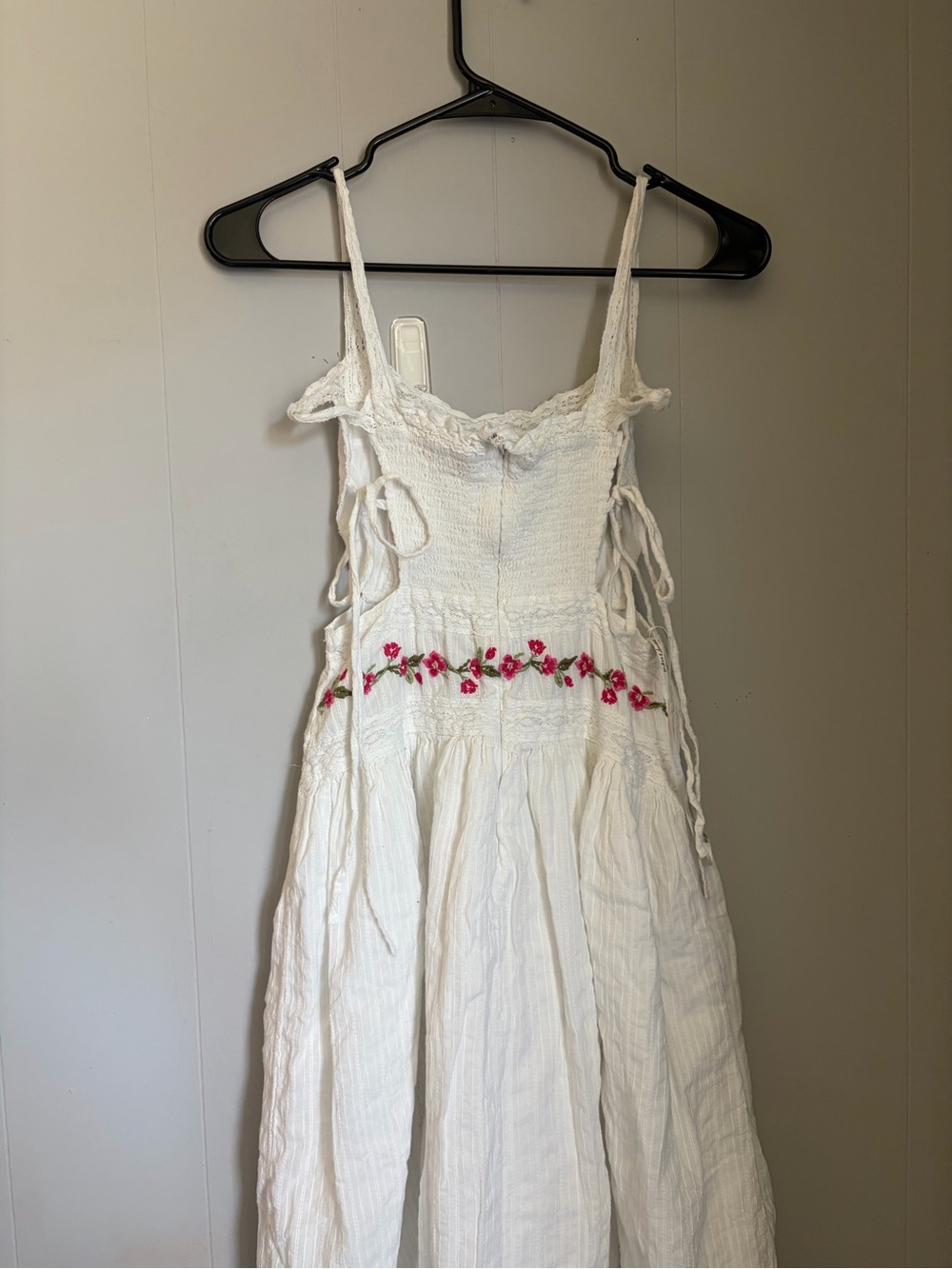 For love of lemons White Floral Embroidered Sundress with Side Ties - Picture 8 of 12